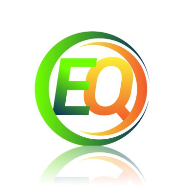 İlk harf logosu EQ şirketi daire ve swoosh tasarımında yeşil ve turuncu renkli. İş ve şirket kimliği için vektör logosu.