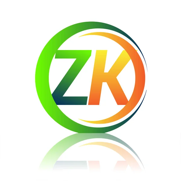 初期の文字のロゴZk社名サークル上の緑とオレンジの色とスウッシュデザイン ビジネスと会社のアイデンティティのためのベクトルロゴタイプ — ストックベクタ