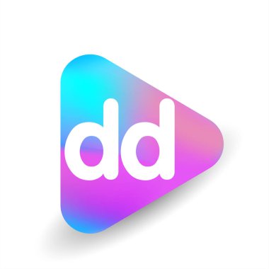 Üçgen şeklinde DD harfi logosu ve renkli arkaplan, iş ve şirket kimliği için harf kombinasyonu logosu tasarımı.
