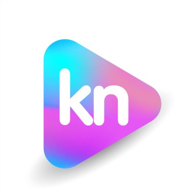 Üçgen şeklindeki KN logosu ve renkli arkaplan, iş ve şirket kimliği için harf kombinasyon logosu tasarımı.