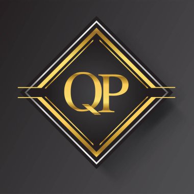 Kare şeklinde altın ve gümüş renkli geometrik süslemeli QP Harf logosu. İş veya şirket kimliğiniz için vektör tasarımı şablonu ögeleri.