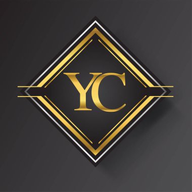 Kare şeklinde altın ve gümüş renkli geometrik süslemeli YC Harf logosu. İş veya şirket kimliğiniz için vektör tasarımı şablonu ögeleri.