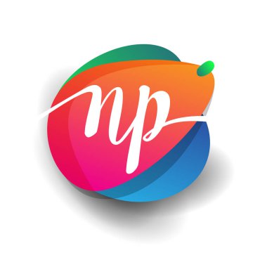 Renkli sıçrama arkaplanı olan NP logosu, yaratıcı endüstri, web, iş ve şirket için harf kombinasyonu tasarımı.