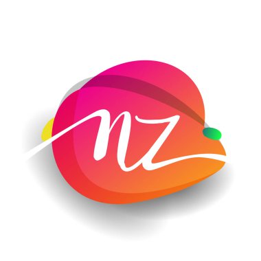 Renkli sıçrama arkaplanı olan NZ harfi logosu, yaratıcı endüstri, web, iş ve şirket için harf kombinasyonu tasarımı.