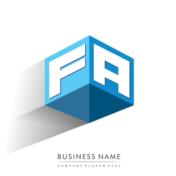 六边形和蓝色背景的字母Fa标识 带有公司标识字母设计的立方体标识 — 图库矢量图片