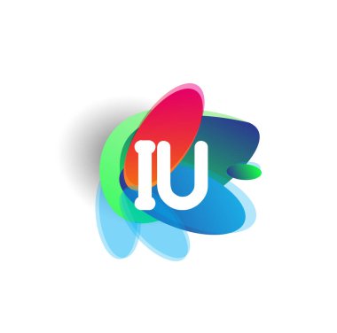 Renkli arkaplanı olan IU logosu, yaratıcı endüstri, web, iş ve şirket için harf kombinasyonu tasarımı.