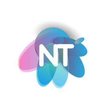 Renkli sıçrama arkaplanlı NT logosu, yaratıcı endüstri, web, iş ve şirket için harf kombinasyonu tasarımı.