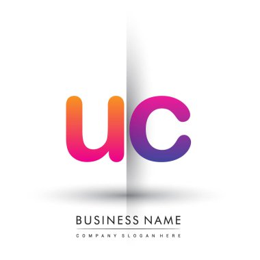 İlk logo UC küçük harf, turuncu ve morumsu yaratıcı logotip kavramı.