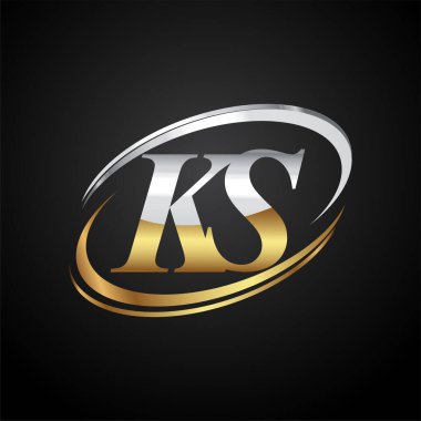 K.S. logotype şirketinin ilk harfi. Renkli altın ve gümüş rengi. Siyah arkaplanda izole.