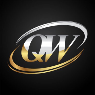 İlk harfi QW logotype şirketi. Renkli altın ve gümüş rengi desenli. Siyah arkaplanda izole.