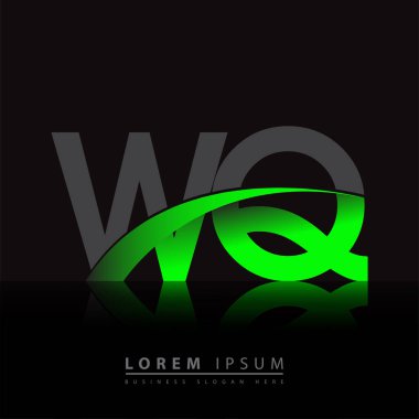 İlk harf WQ logotype şirketi ismi yeşil ve siyah Swoosh tasarımı. iş ve şirket kimliği için vektör logosu.