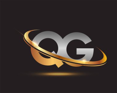 İlk harf QG logotype şirketi. Renkli altın ve gümüş rengi desenli. Siyah arkaplanda izole.