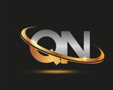İlk harfi QN logotype şirketi. Renkli altın ve gümüş rengi desenli. Siyah arkaplanda izole.
