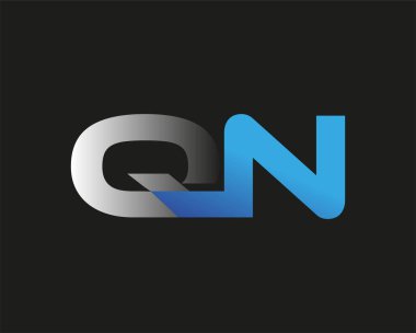 İlk harf QN logotype şirketinin adı mavi ve gümüş rengi desenli. Siyah arkaplanda izole.