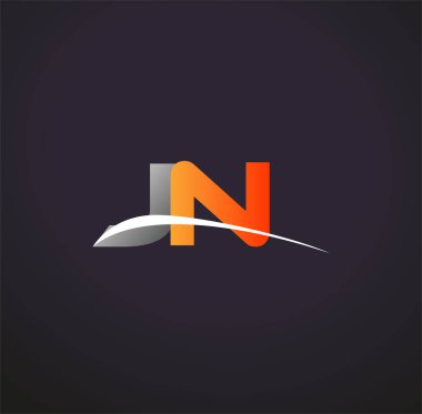 İlk harf JN logotype şirket adı Renkli Gri ve Turuncu Swoosh tasarımı. Siyah arkaplanda izole.