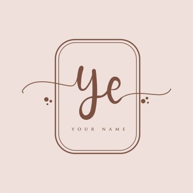 Evet. İlk el yazısı logosu. El yazısı harfleri. Logo markalaşması, kadın ve lüks logo tasarımı. Zarif arka planda izole edilmiş..