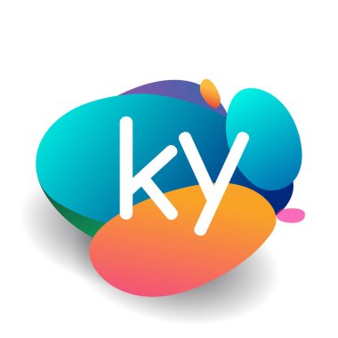Renkli arkaplanı olan KY logosu, yaratıcı endüstri, web, iş ve şirket için harf kombinasyonu tasarımı.