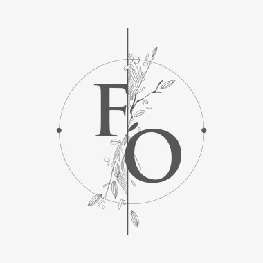 El çizimi çiçekli ilk amblem, Çember ve Çiçekli İlk Düğün Yazı Tipi Logosu.