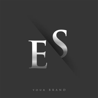 Şirket adı, gümüş rengi ve siyah arkaplan / renk tasarımı için ilk harf ES. İş ve şirket kimliği için vektör logosu.