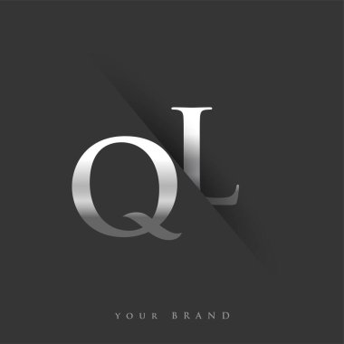 Şirketin adı, gümüş rengi ve siyah arkaplan tasarımının ilk harfi QL. İş ve şirket kimliği için vektör logosu.