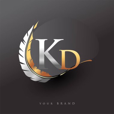 Tüylü Altın ve Gümüş Renkli KD logosu. Şirket adına Basit ve Temiz Tasarım. İş ve Şirket İçin Vektör Logosu.