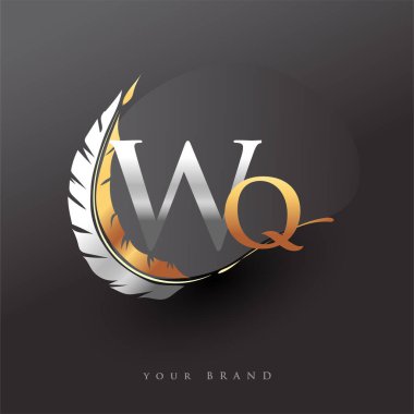 Tüylü Altın ve Gümüş Renkli ilk harf WQ logosu, Şirket Adı için Basit ve Temiz Tasarım. İş ve Şirket İçin Vektör Logosu.