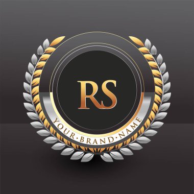 SC 'nin altın ve gümüş renkli ilk logo harfi defne ve çelenk, iş ve şirket kimliği için vektör logosu.