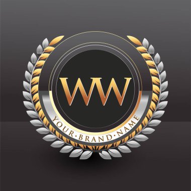 İlk logo WW harfi altın ve gümüş renkli defne ve çelenk, şirket ve şirket kimliği için vektör logosu..