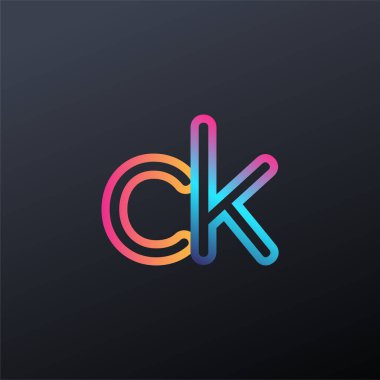 İlk logo CK küçük harf, renkli mavi, turuncu ve pembe, birbirine bağlı yuvarlak logo, modern ve basit logo tasarımı.