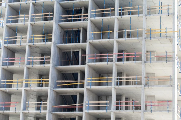 Construção de uma casa de apartamento — Fotografia de Stock