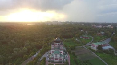 St. Panteleimons Katedrali Kiev havadan görünümü