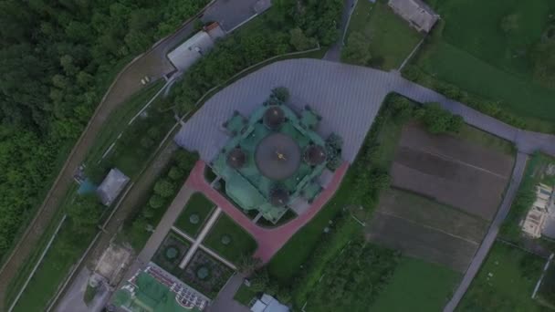 Vista aérea de la Catedral de San Panteleimons en Kiev — Vídeos de Stock