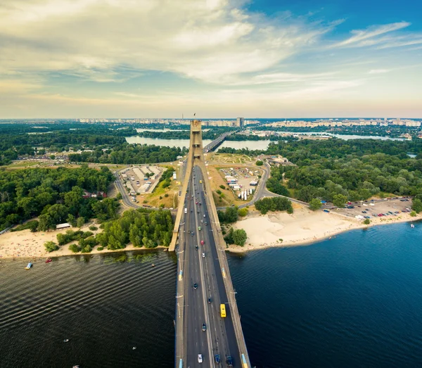 Aerial view of highway and Moscow bridge across the Dnieper. — Stock Photo, Image