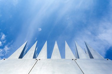 Prag parkta sanat yükleme. Çek Cumhuriyeti.