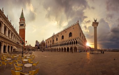 Piazza San Marco adlı gündoğumu