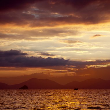 Gün batımı tekne Tayland ile