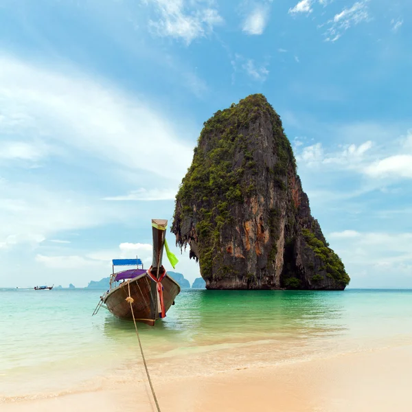 Tropikalna plaża, andaman morze, Tajlandia — Zdjęcie stockowe