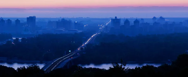 Amanecer sobre Kiev. Ucrania — Foto de Stock