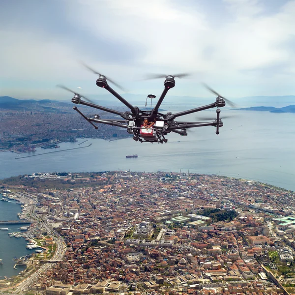 Octocopter, helikopter, uçak — Stok fotoğraf