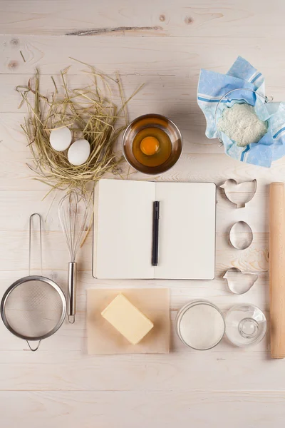 Zutaten für den Teig und das Backen — Stockfoto