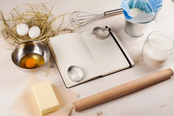 Zutaten für den Teig und das Backen — Stockfoto