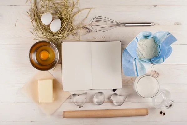 Ingredientes para la masa y la cocción — Foto de Stock