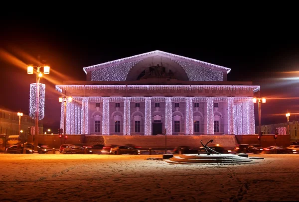 Edifício iluminado e âncora 2 — Fotografia de Stock