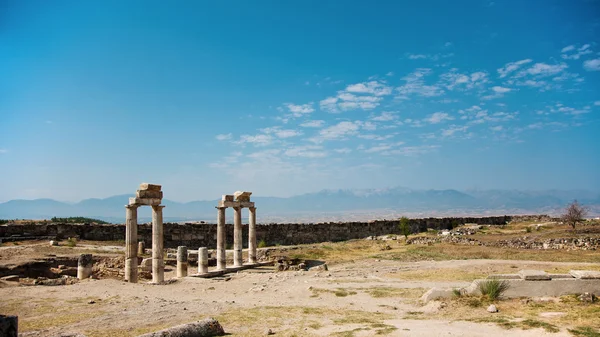 Antik hierapolis kalıntıları