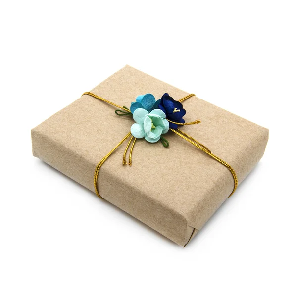 Gift box with blue paper flowers — Stock Photo, Image