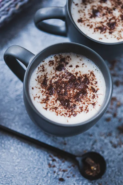 Latte Panas Dengan Coklat Flatlay — Stok Foto