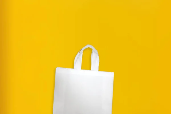 Bella Non Tessuto Shopping Bag Drogheria Con Sfondo Giallo Tote — Foto Stock