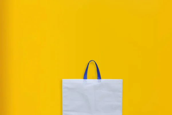 Bolsa Compras Não Tecida Bonita Mantimento Com Fundo Amarelo Tote — Fotografia de Stock