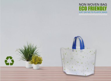 Boş Mokup Poşetler Masada beyaz arkaplan ile izole edildi. ECO torbaları. Metin için Boşluğu Kopyala.