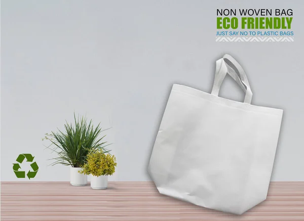 Bolsas Mockup Vacías Aisladas Mesa Con Fondo Blanco Bolsas Eco — Foto de Stock